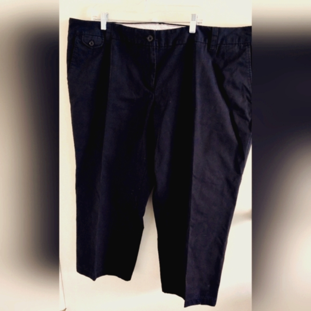 Lands End women's plus size 24W black dress or casual pants. Wide leg. Inseam 25